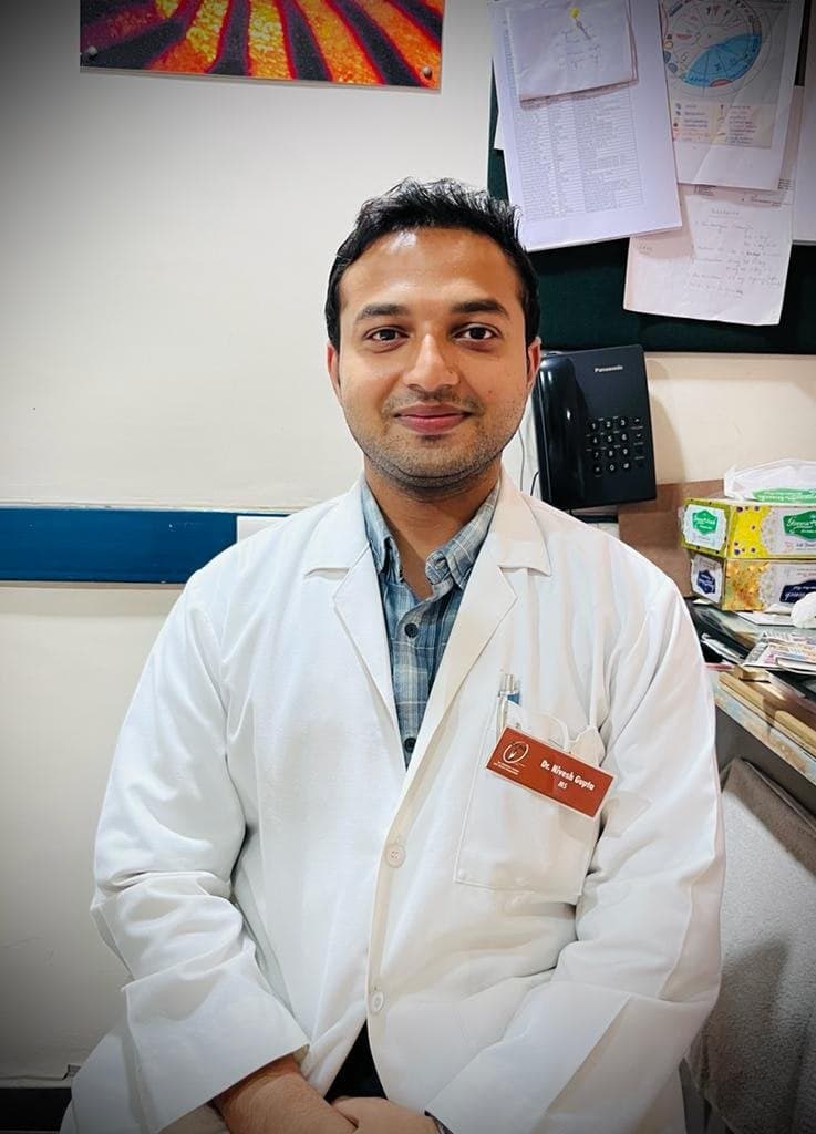 Dr. Nivesh Gupta, Retina Surgeon Portrait of Dr. Nivesh Gupta